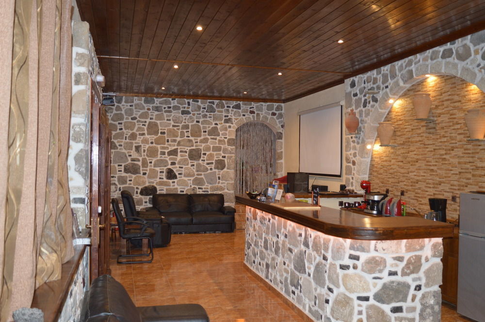Romantzo Mandrákion Exterior foto